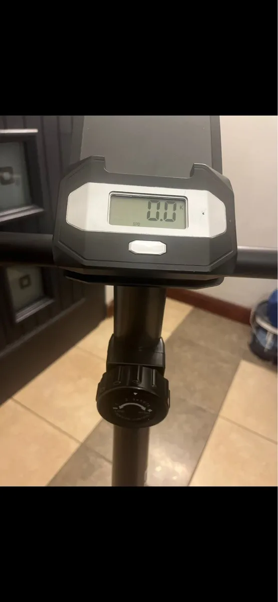 Exercise bike - Image 4