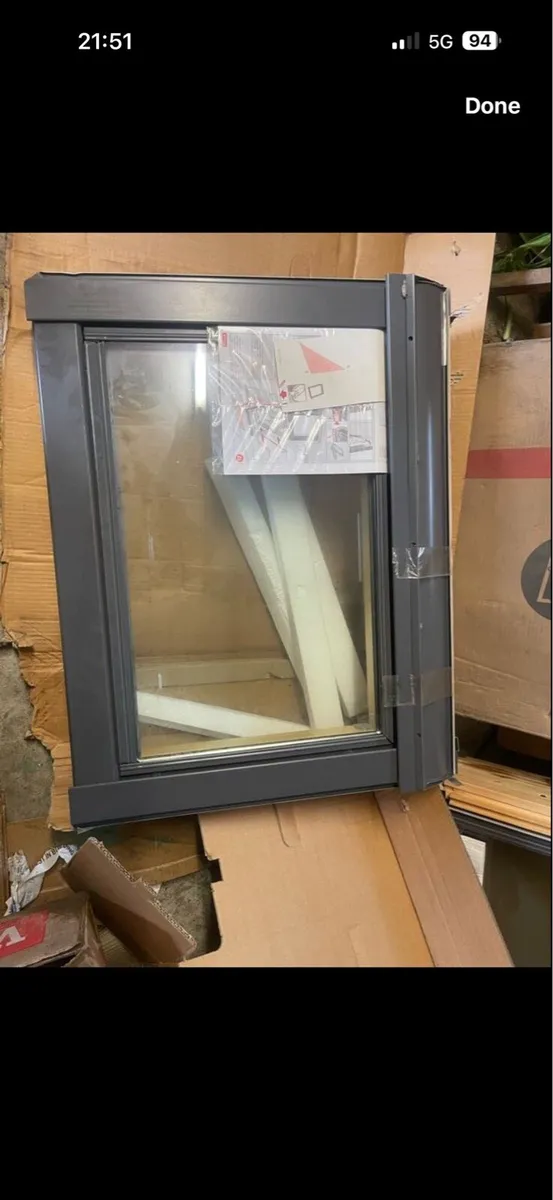 Velux VFE Window - Image 1