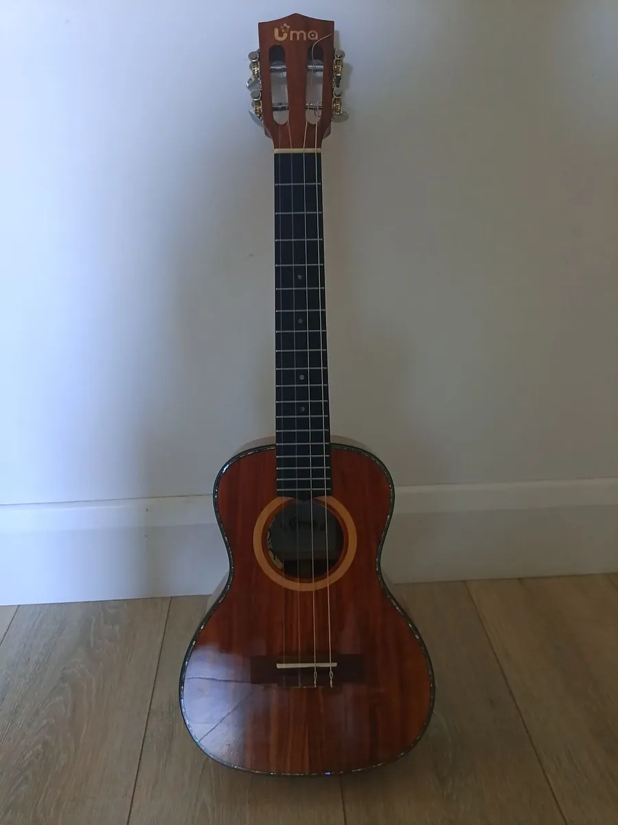 Uma Tenor Ukulele Left or Right handed. - Image 4