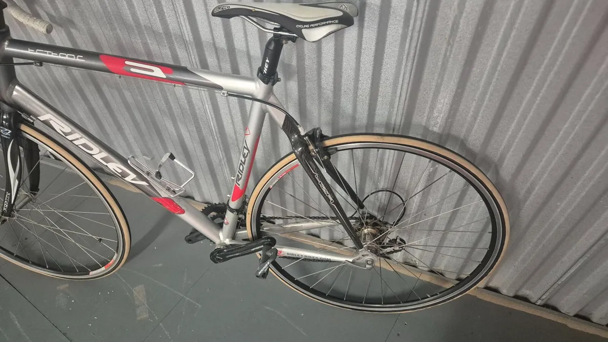 road bike - Image 4