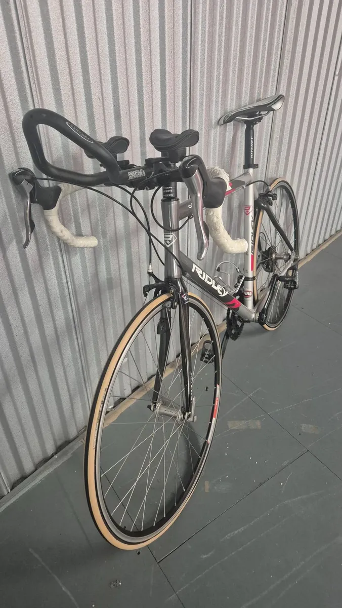 road bike - Image 2