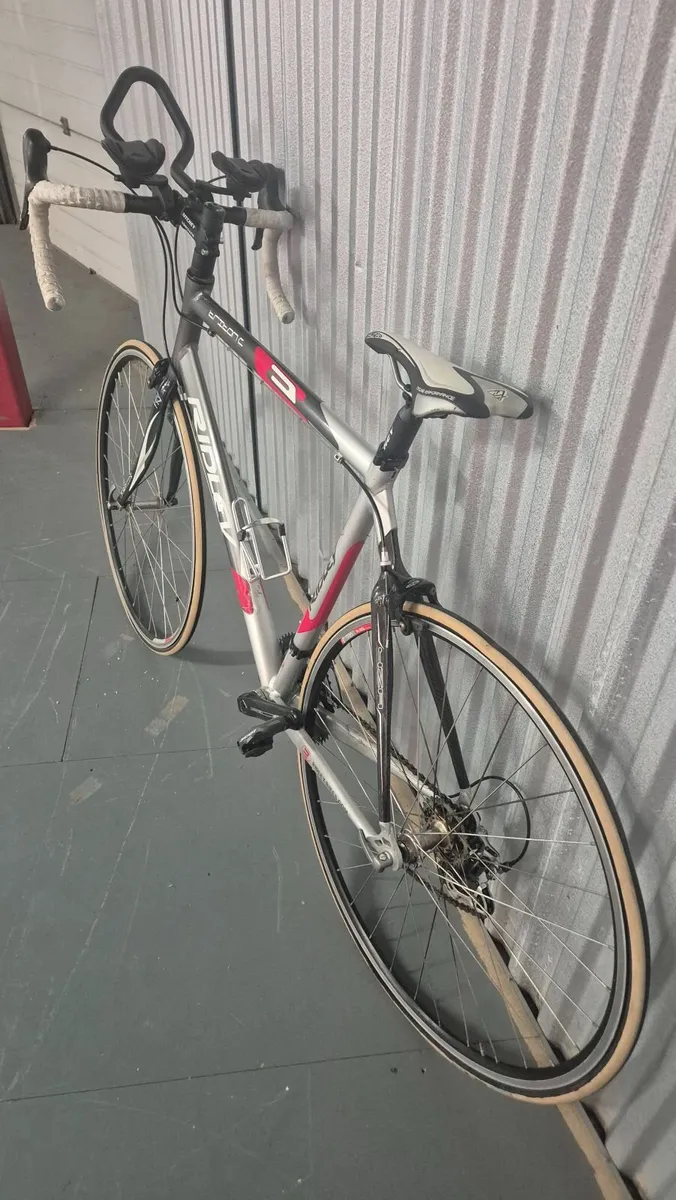 road bike - Image 3