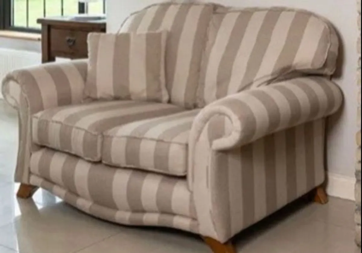 Large comfortable couches - Image 2