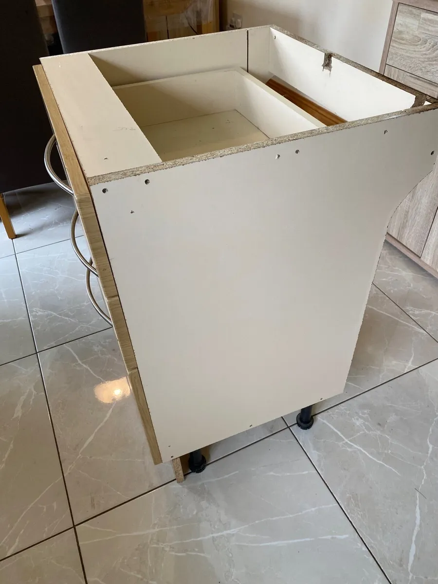 Kitchen cabinet - Image 3