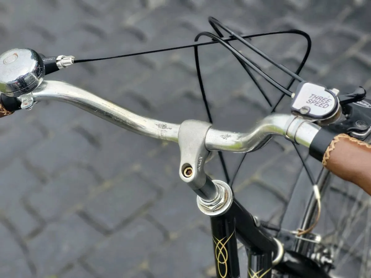 LADIES BIKE. "DAWES " - Image 2