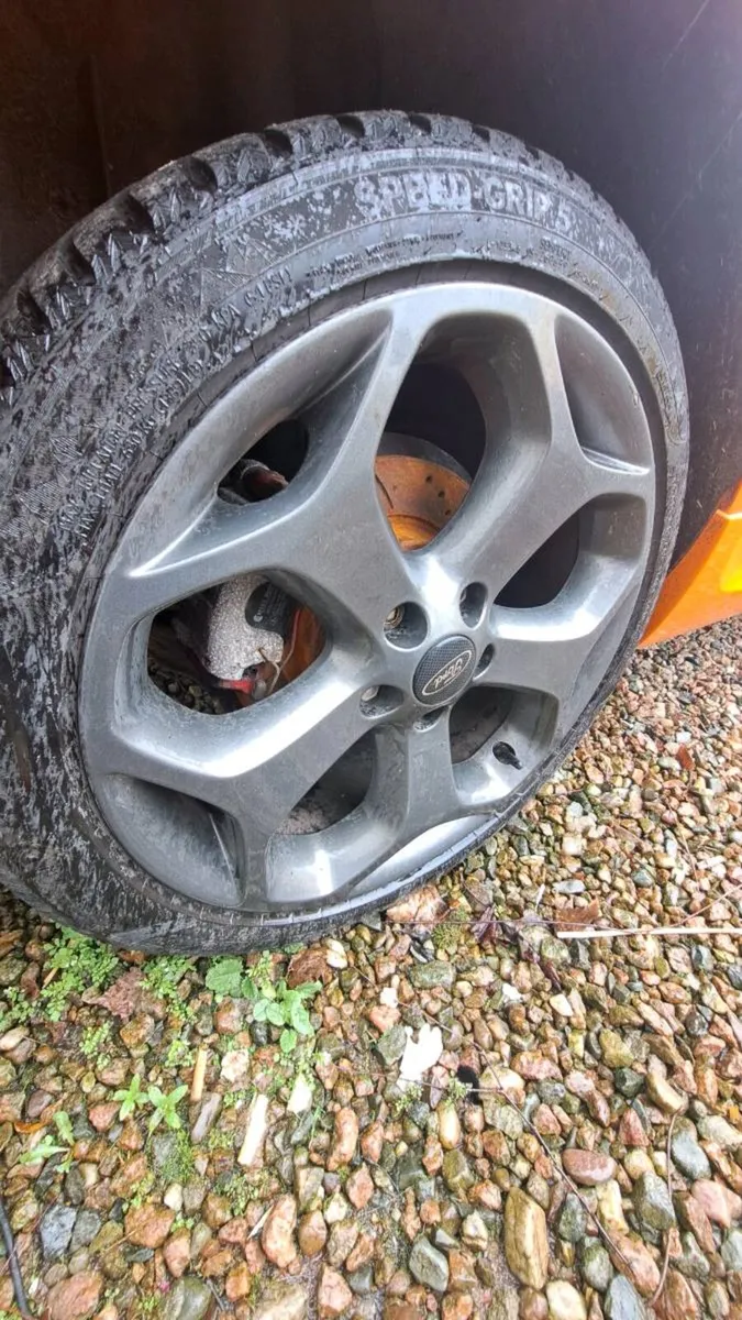 🔥 FORD FOCUS ST 225 XR5 TURBO BREAKING - Image 2