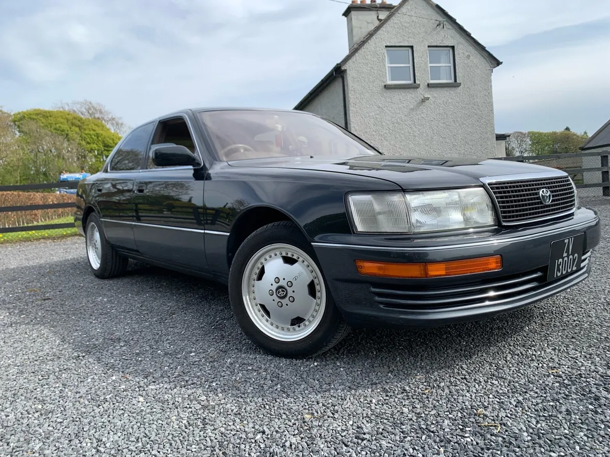 TOYOTA CELSIOR - Image 1