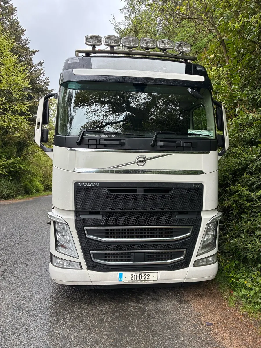 Truck - Image 2