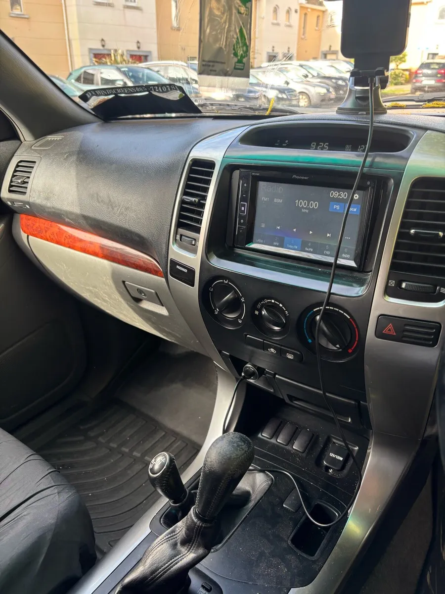 Land Cruiser - Image 3
