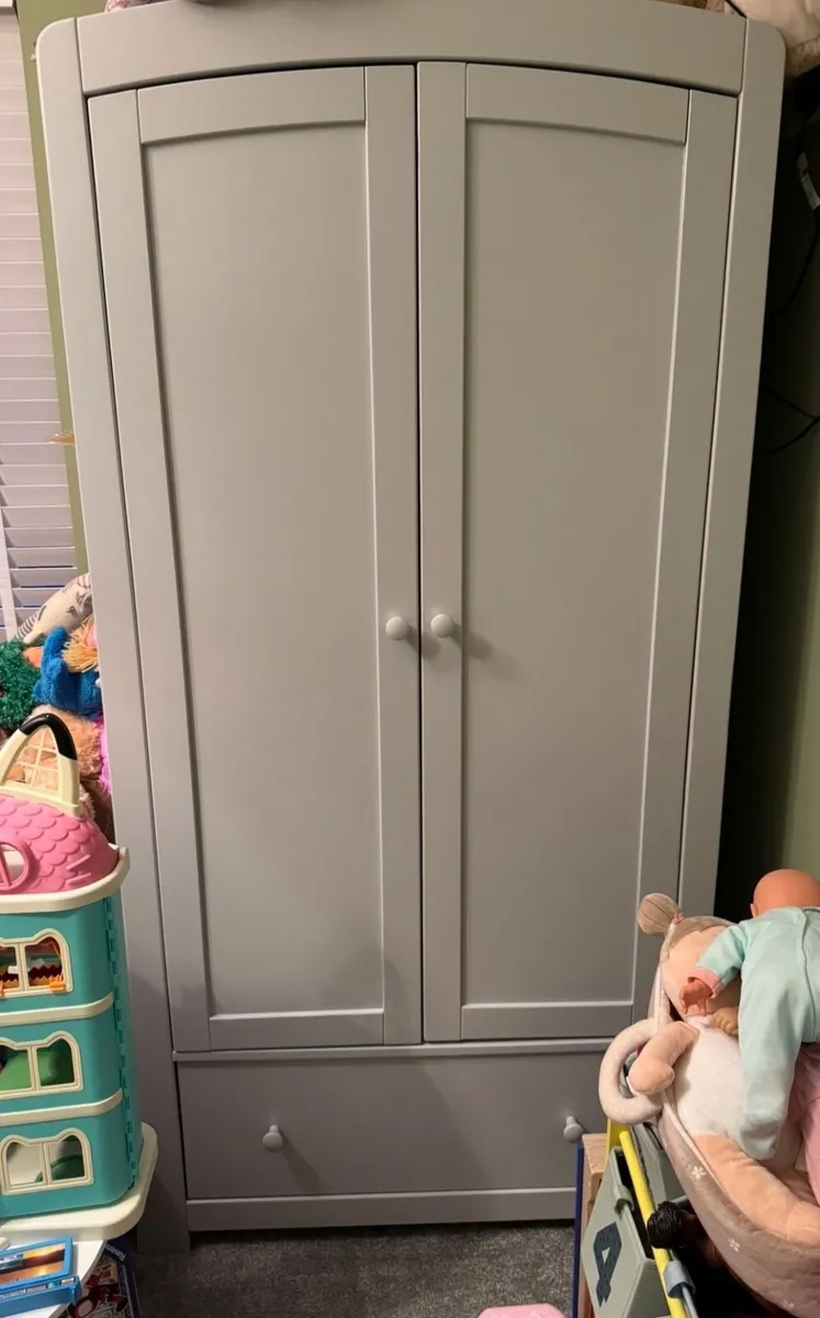 Nursery furniture set - Image 3