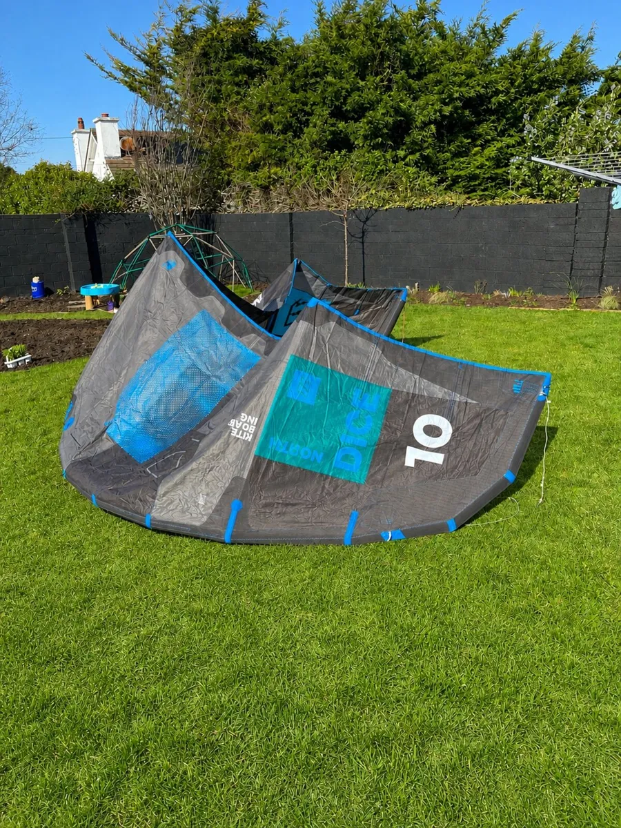 Kitesurf kites - North Dice 10m North Evo 12m - Image 1