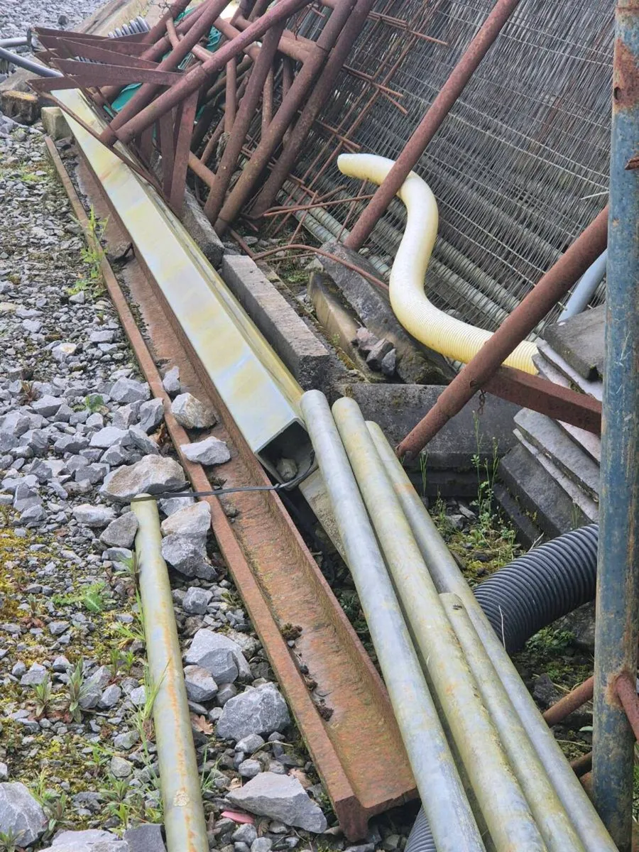 Ginger, steel yard clear out - Image 2