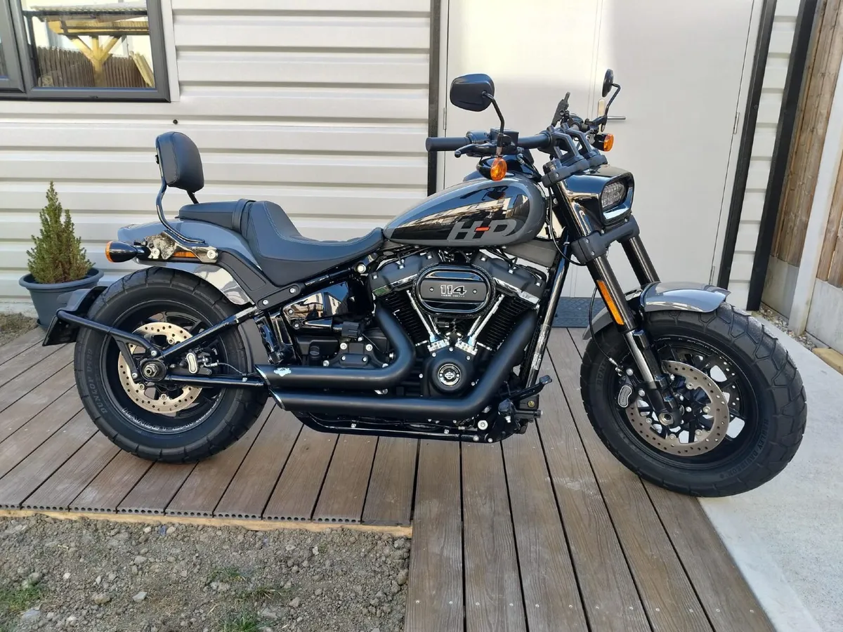 HARLEY DAVIDSON Fat Bob 2022 - Image 1