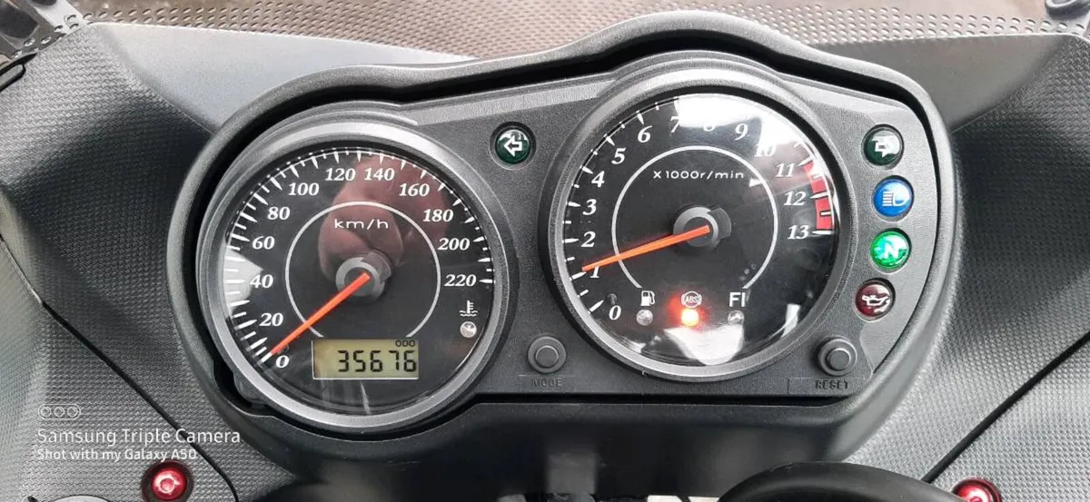2007 Kawasaki ER 6 F - Image 1