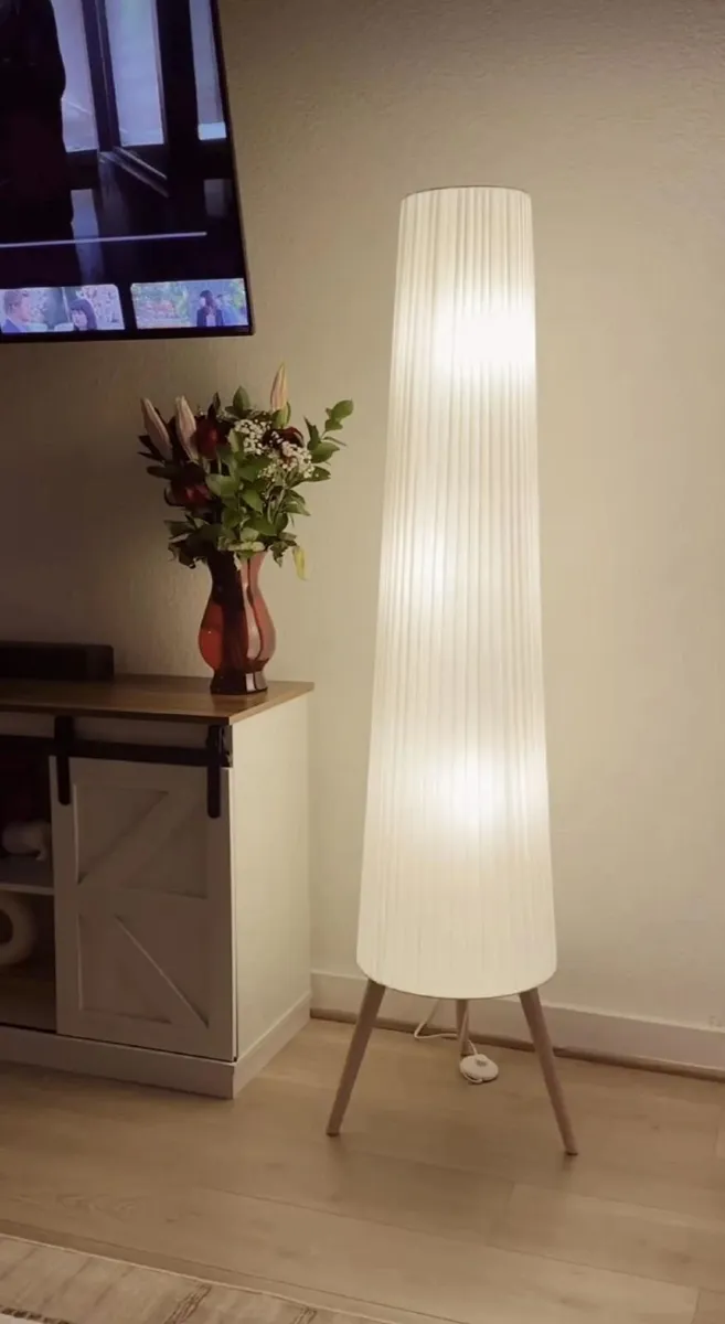 Free to take: Ikea Floor lamp (ÖKENSAND)