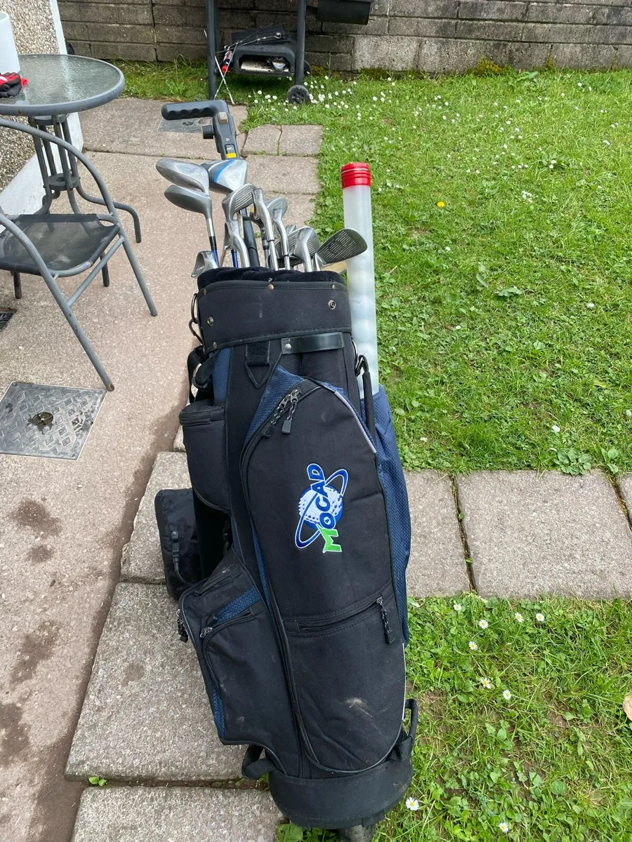 Golf Clubs and trolley - Image 3