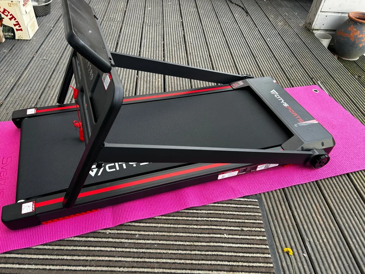 Treadmill - Image 2