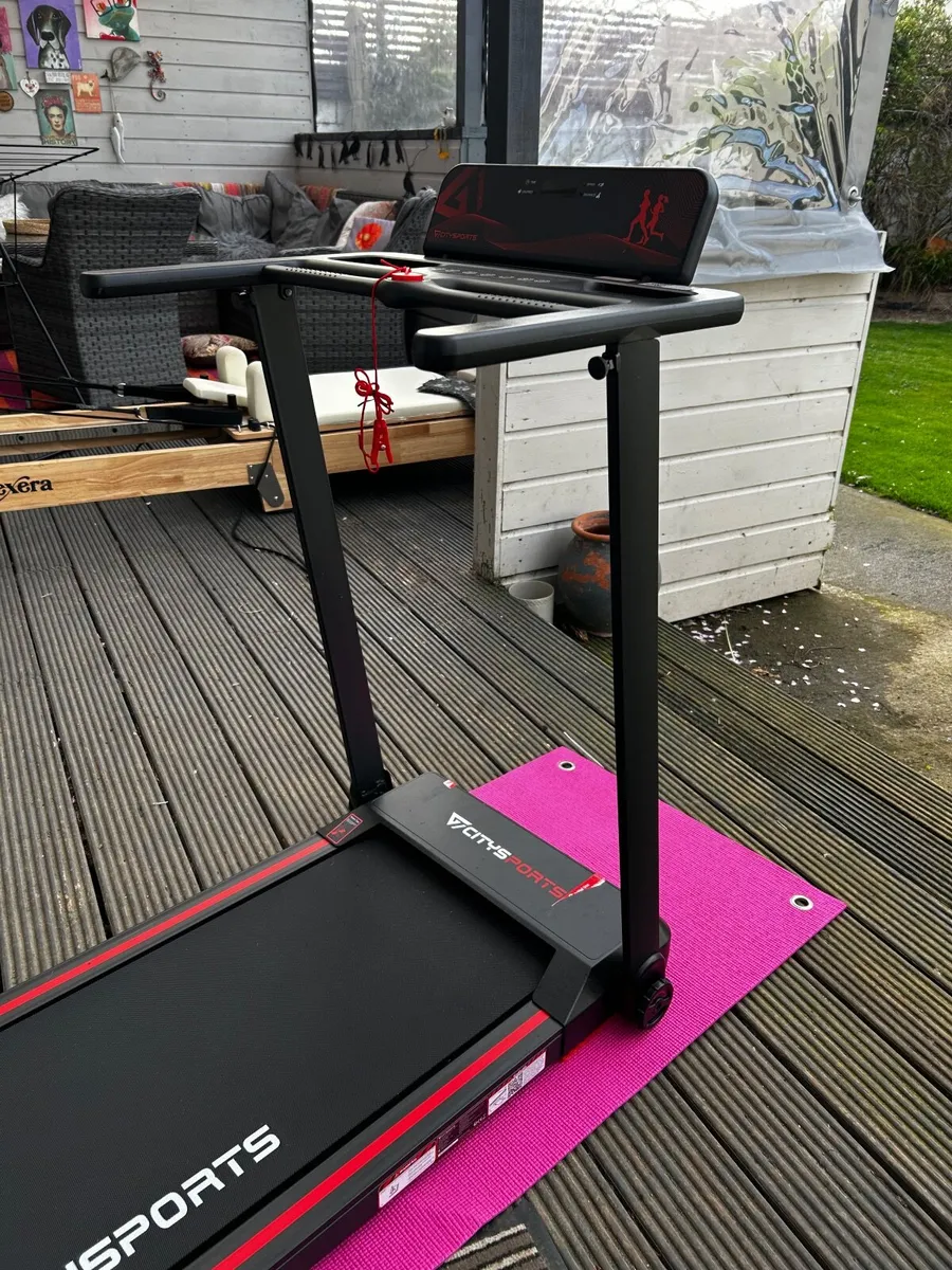 Treadmill - Image 1