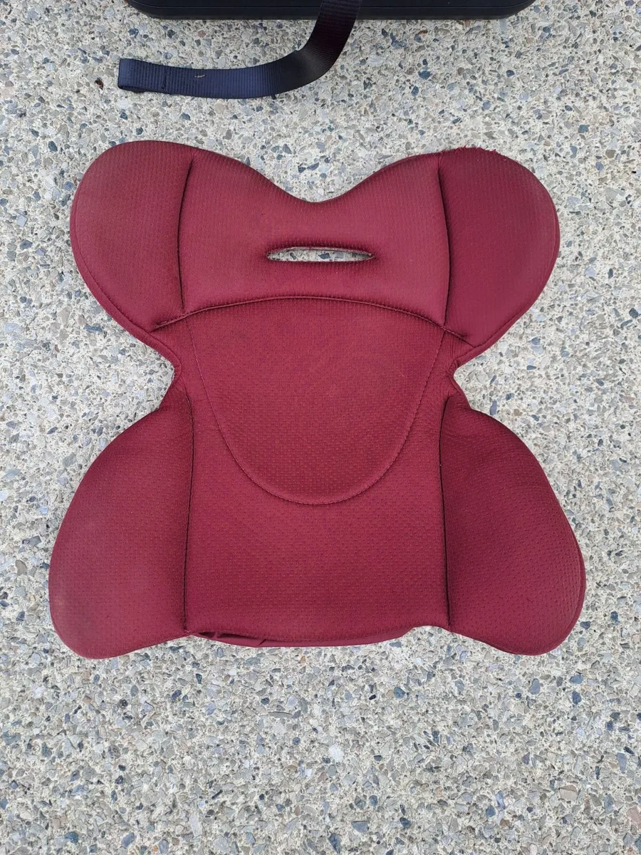Joie Car Seat - Image 4