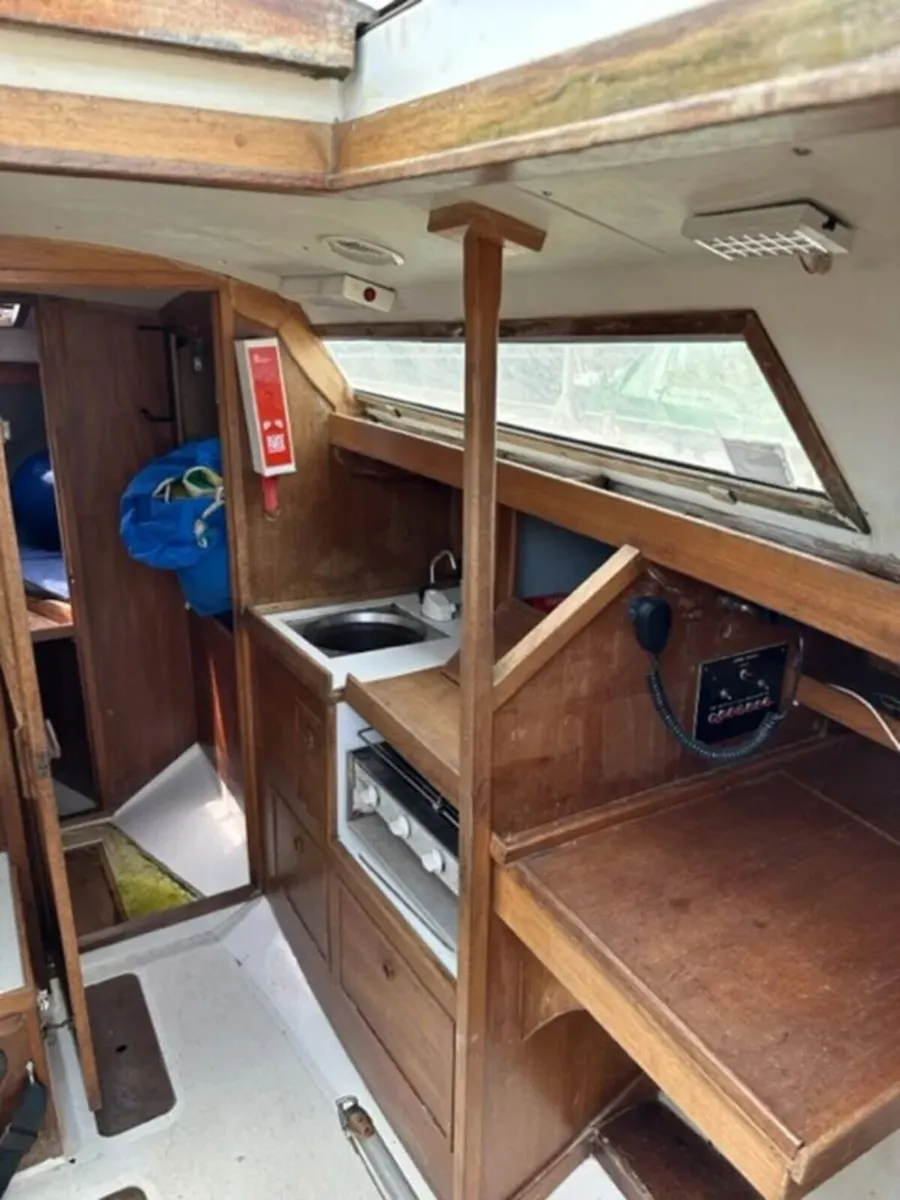 Sailing Boat Cobra 750 - Image 4