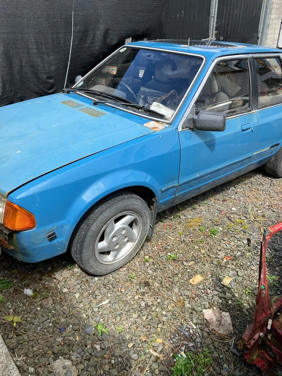 Car - Image 2
