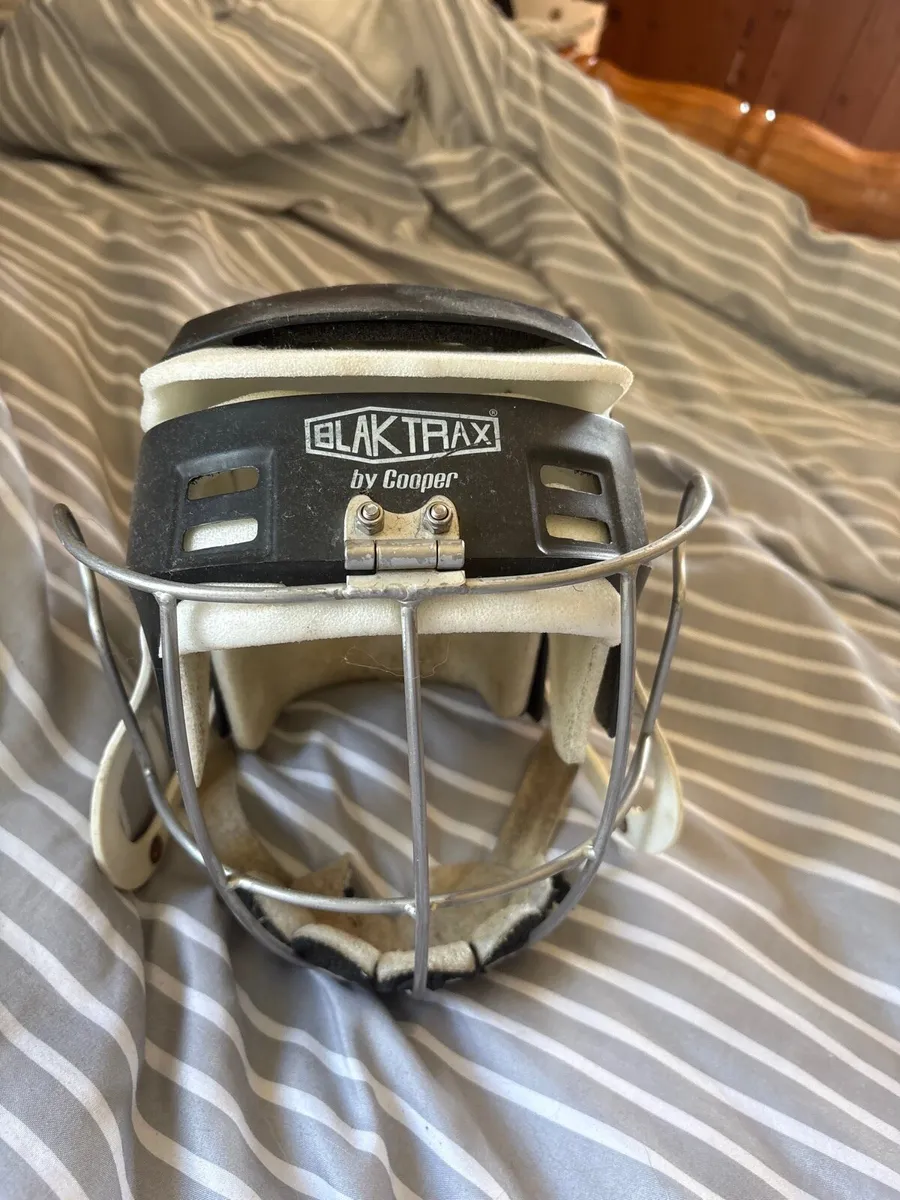 Cooper blak trax hurling helmet - Image 1