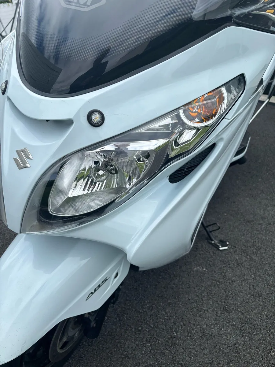 Suzuki Burgman AN400 2016 - Image 4
