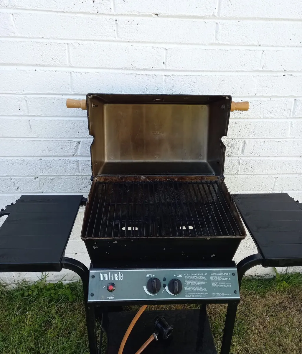 Broil mate gas bbq for sale - Image 4