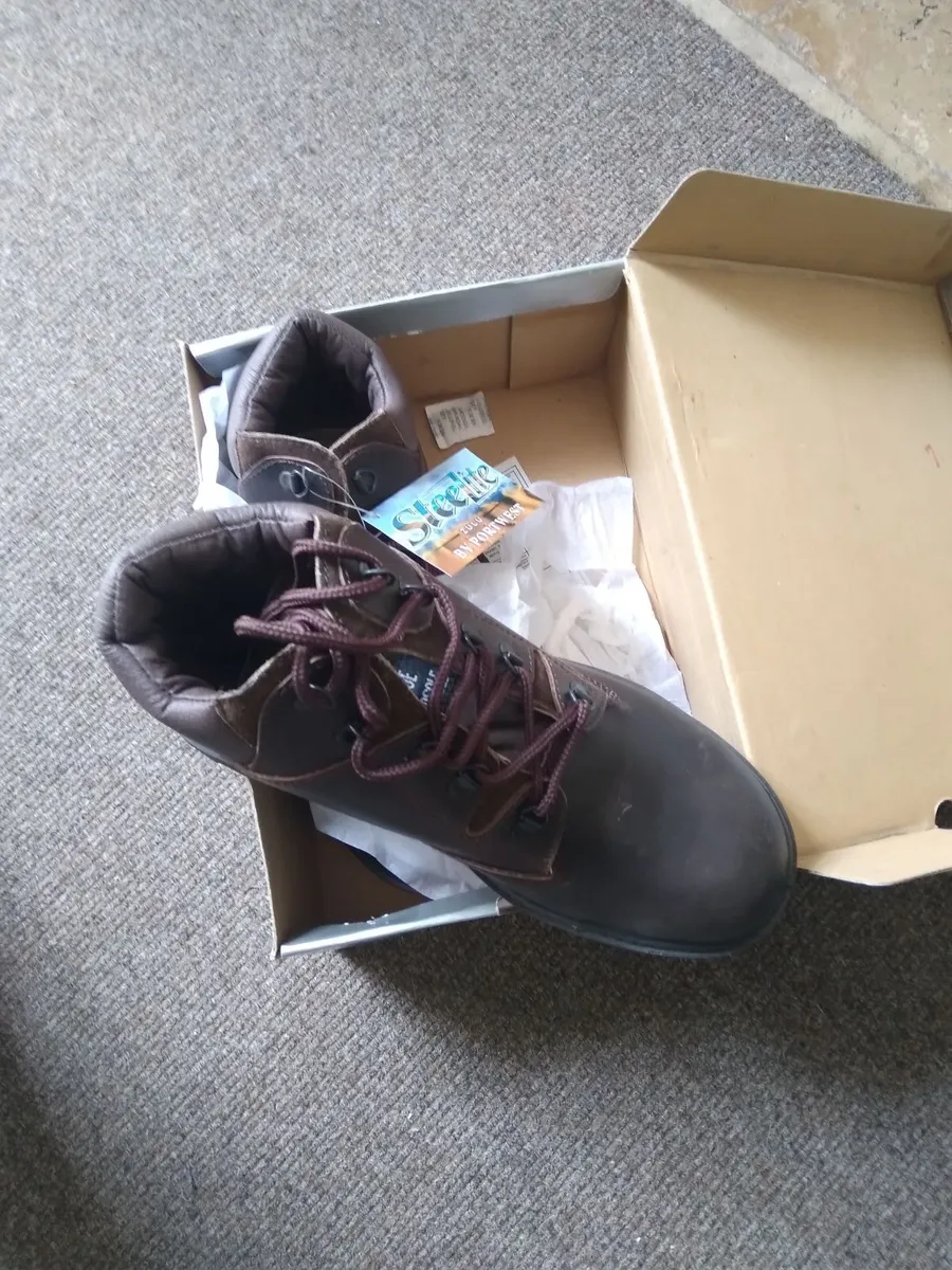 Boots steel toe cap Brand New - Image 2