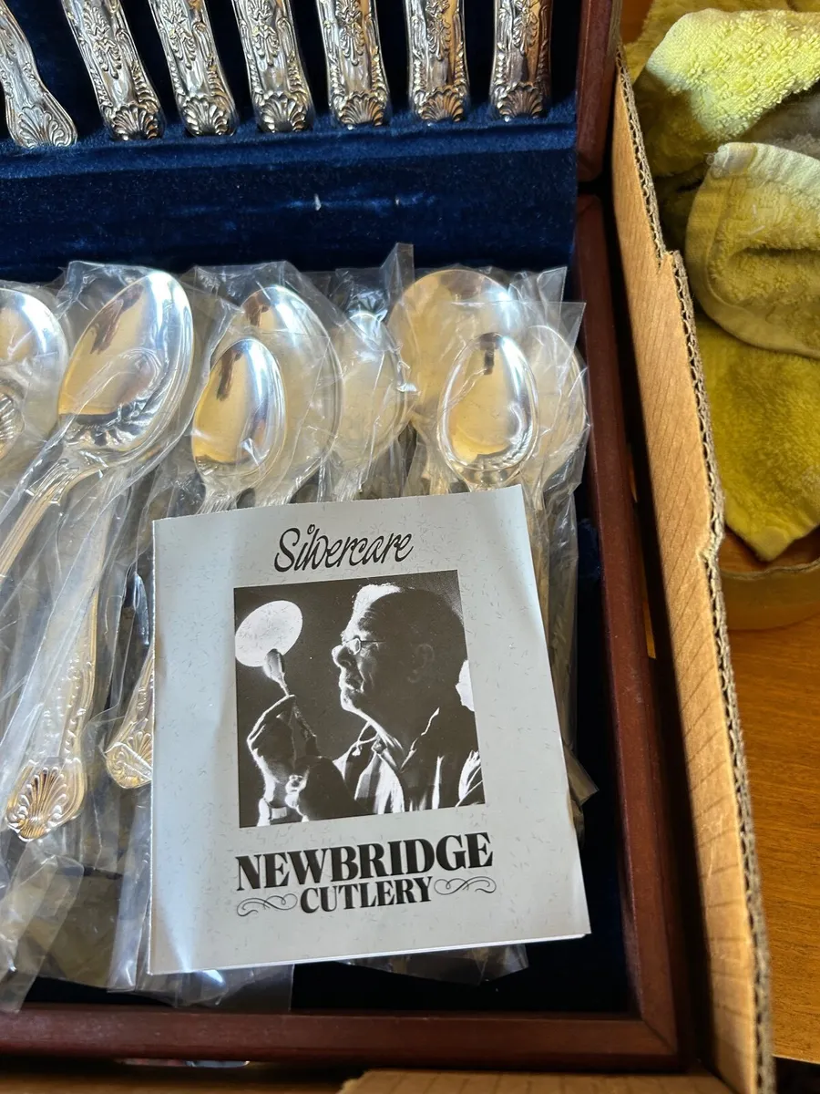 Brand new new bridge  cutlery set. - Image 3