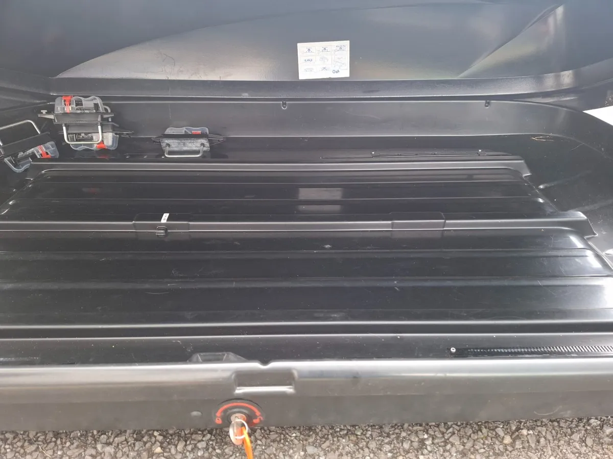 Roofbox - Image 3