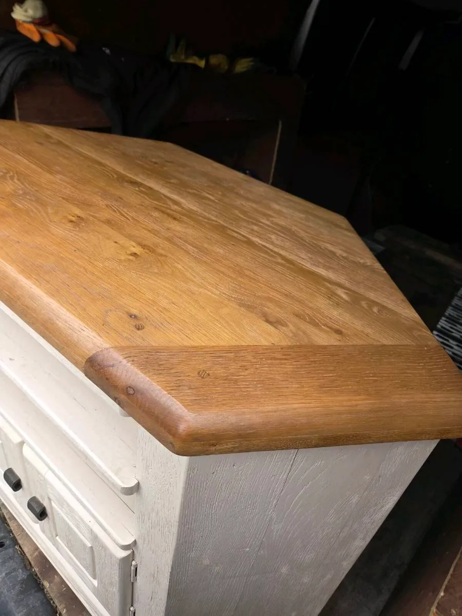 Tv stand - Image 3