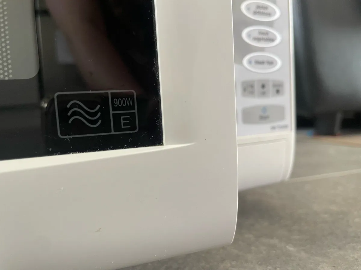 Microwave - Image 4