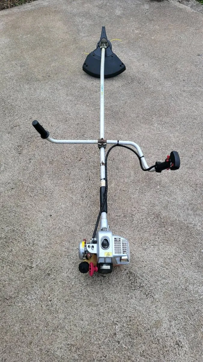 Spear amd Jackson Strimmers - Image 1