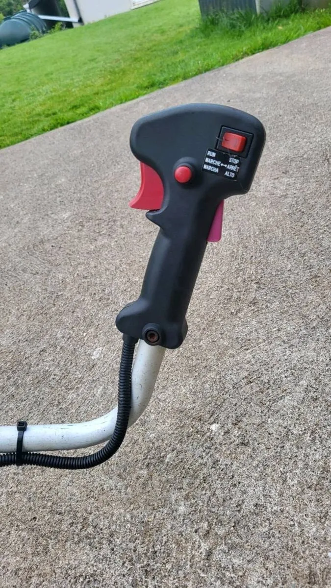 Spear amd Jackson Strimmers - Image 2