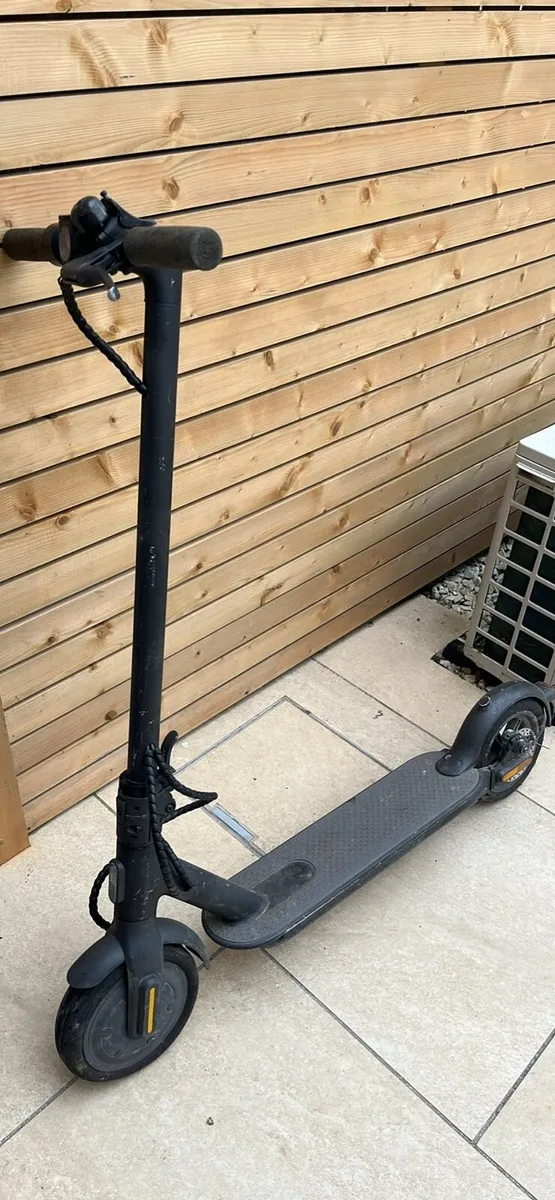 Mi scooter - Image 4