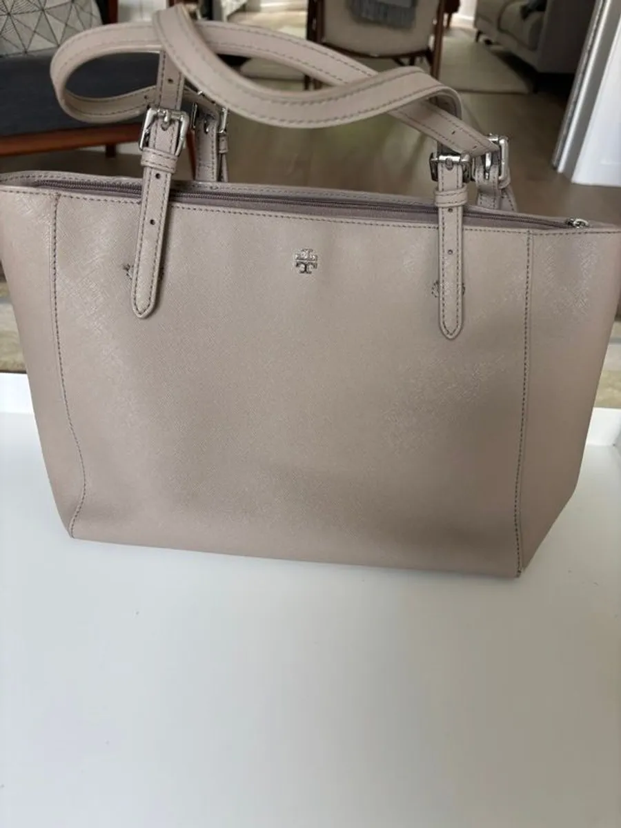 Tory Burch - Image 1