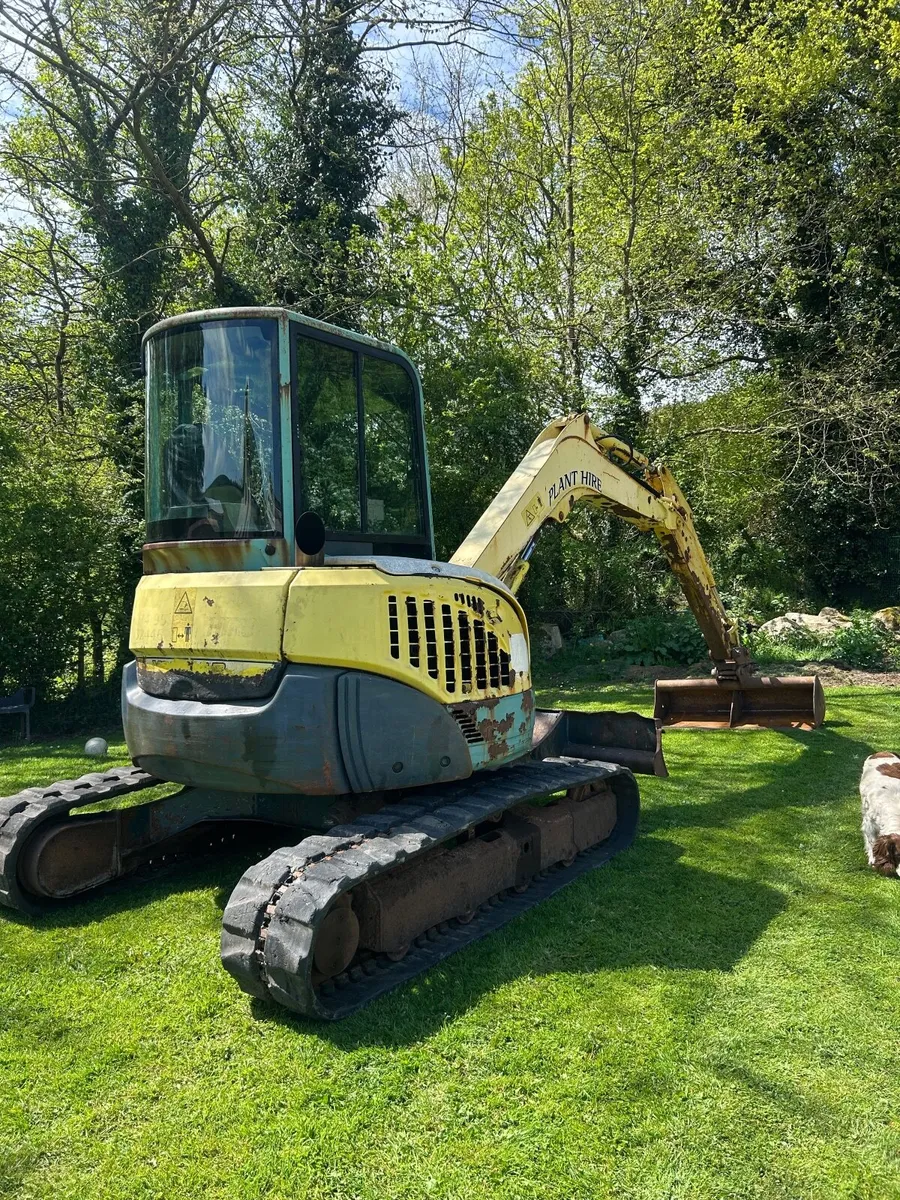 Yanmar 5.5 ton digger - Image 1