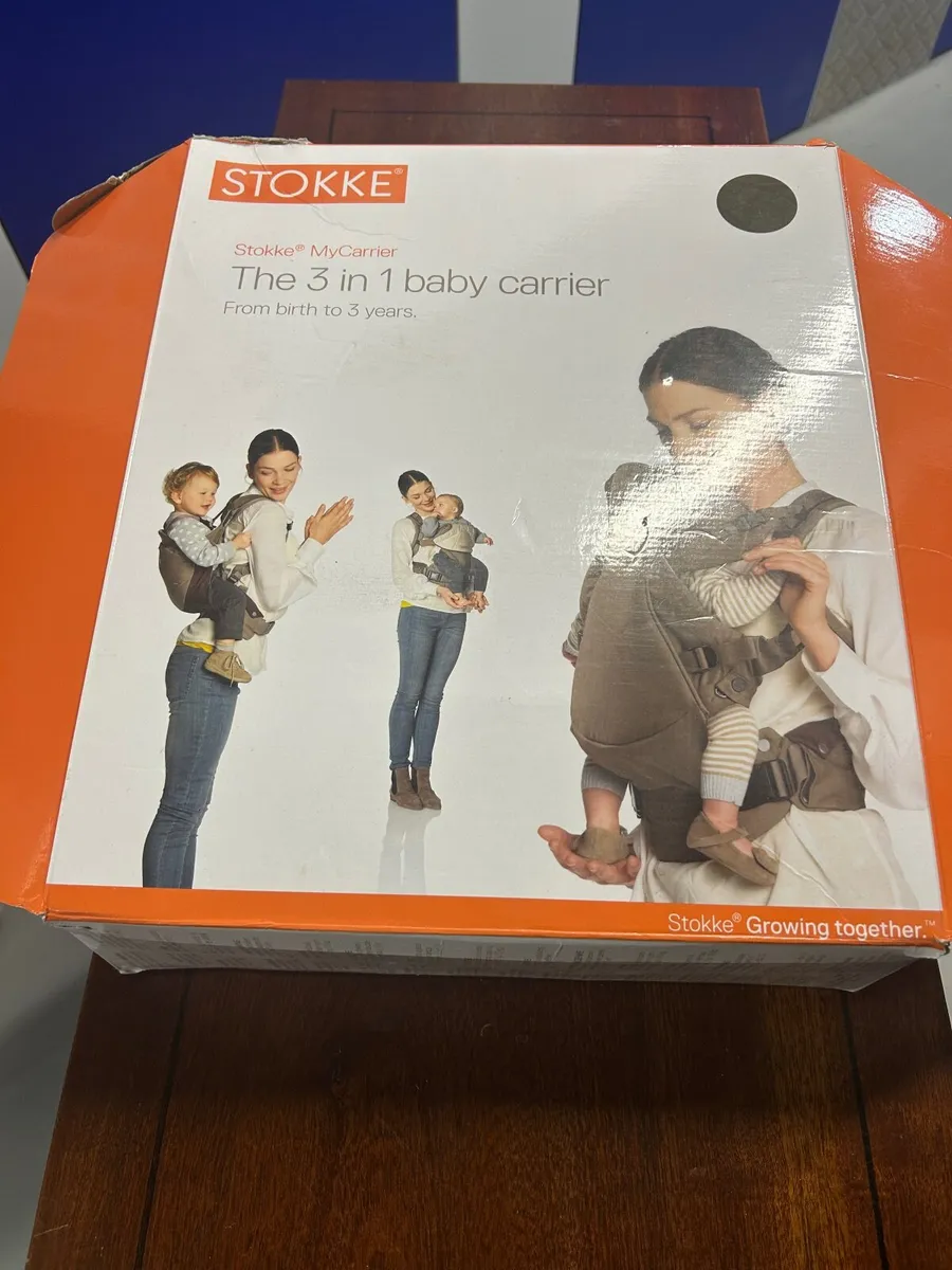 Stokke baby carrier - Image 1