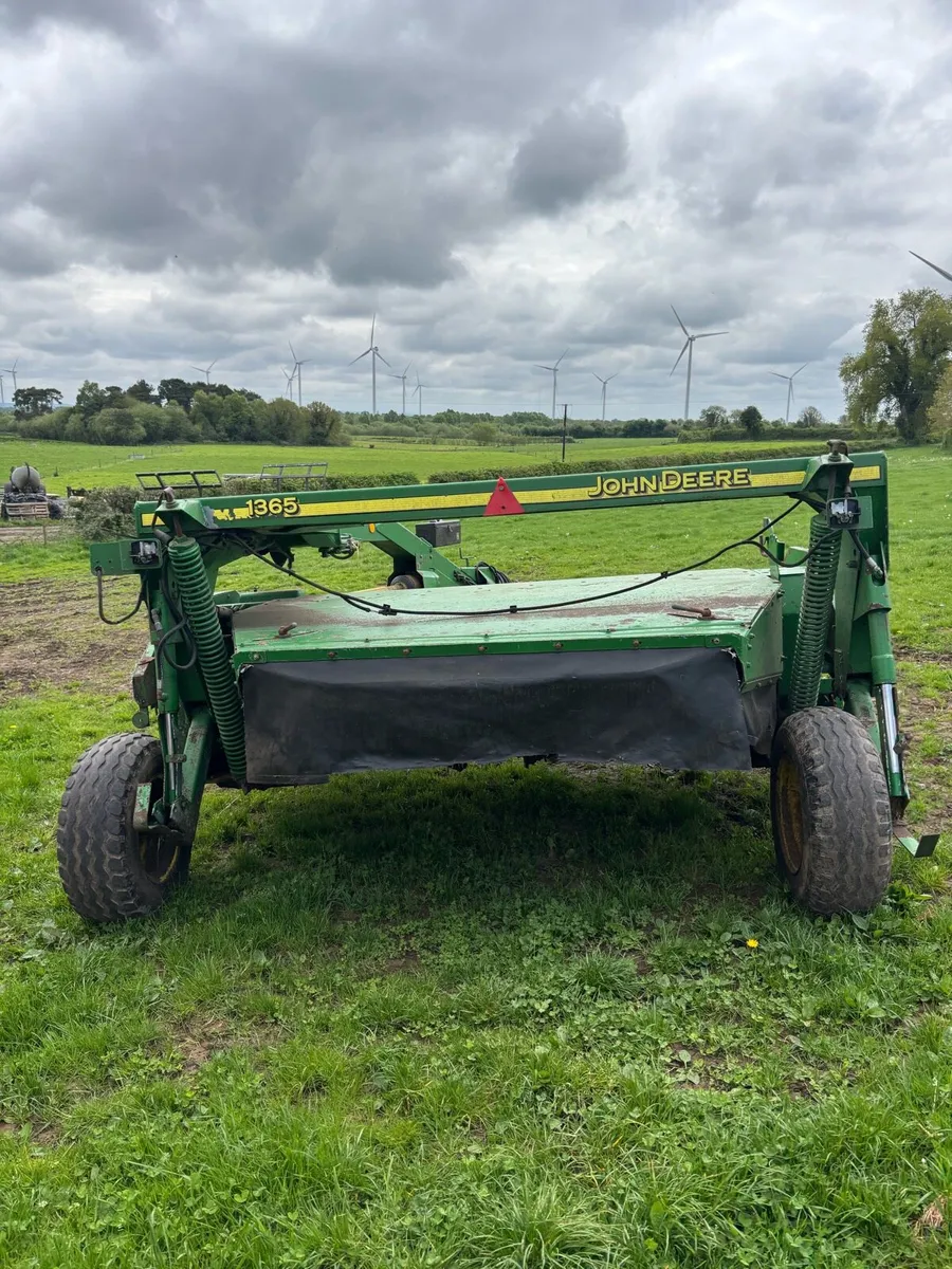 John Deere 1365 mower - Image 4