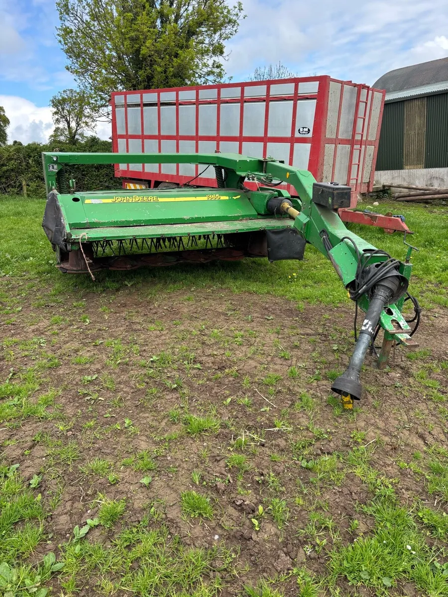 John Deere 1365 mower - Image 2
