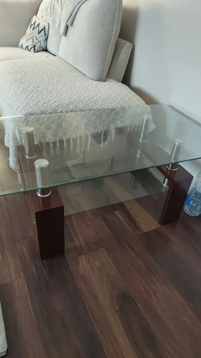Kitchen table and coffee table - Image 2