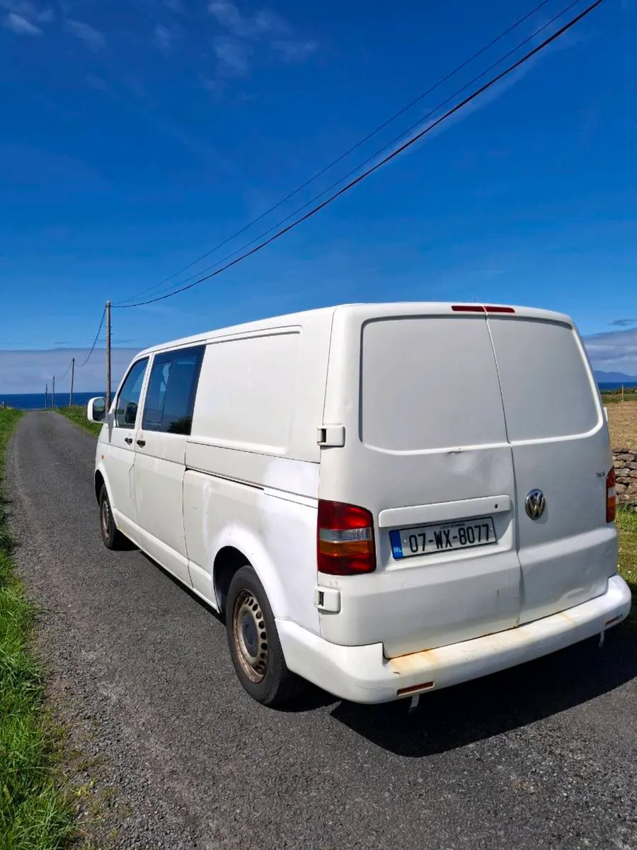 Camper Van - Image 4