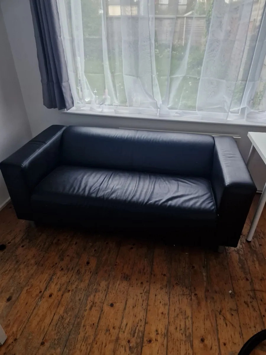 Couch - Image 2