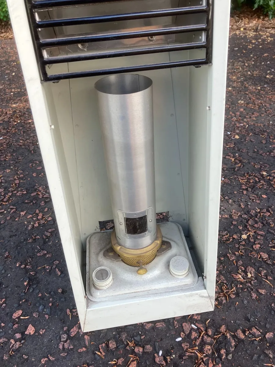 Aladdin space heater - Image 3