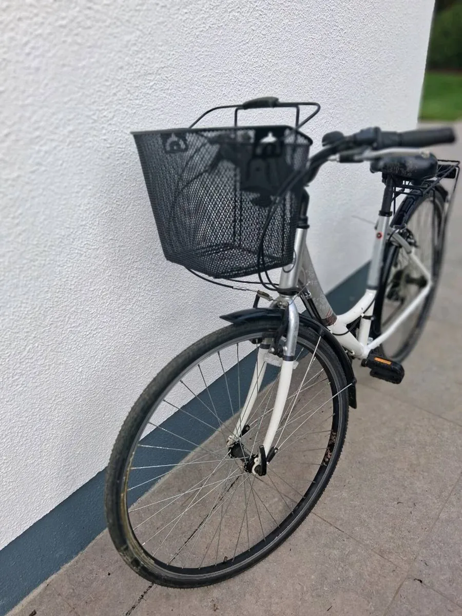 Ladies Bicycle - Image 2