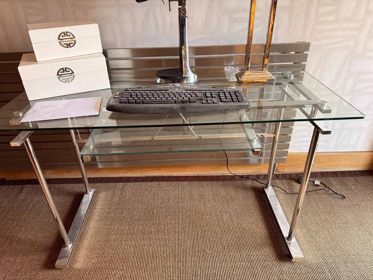 Desk  Hall table same as new 120 cm - Image 4