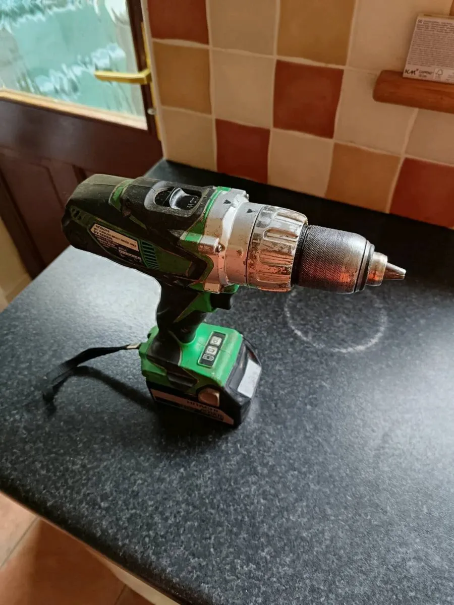 Hitachi cordless drill - Image 4