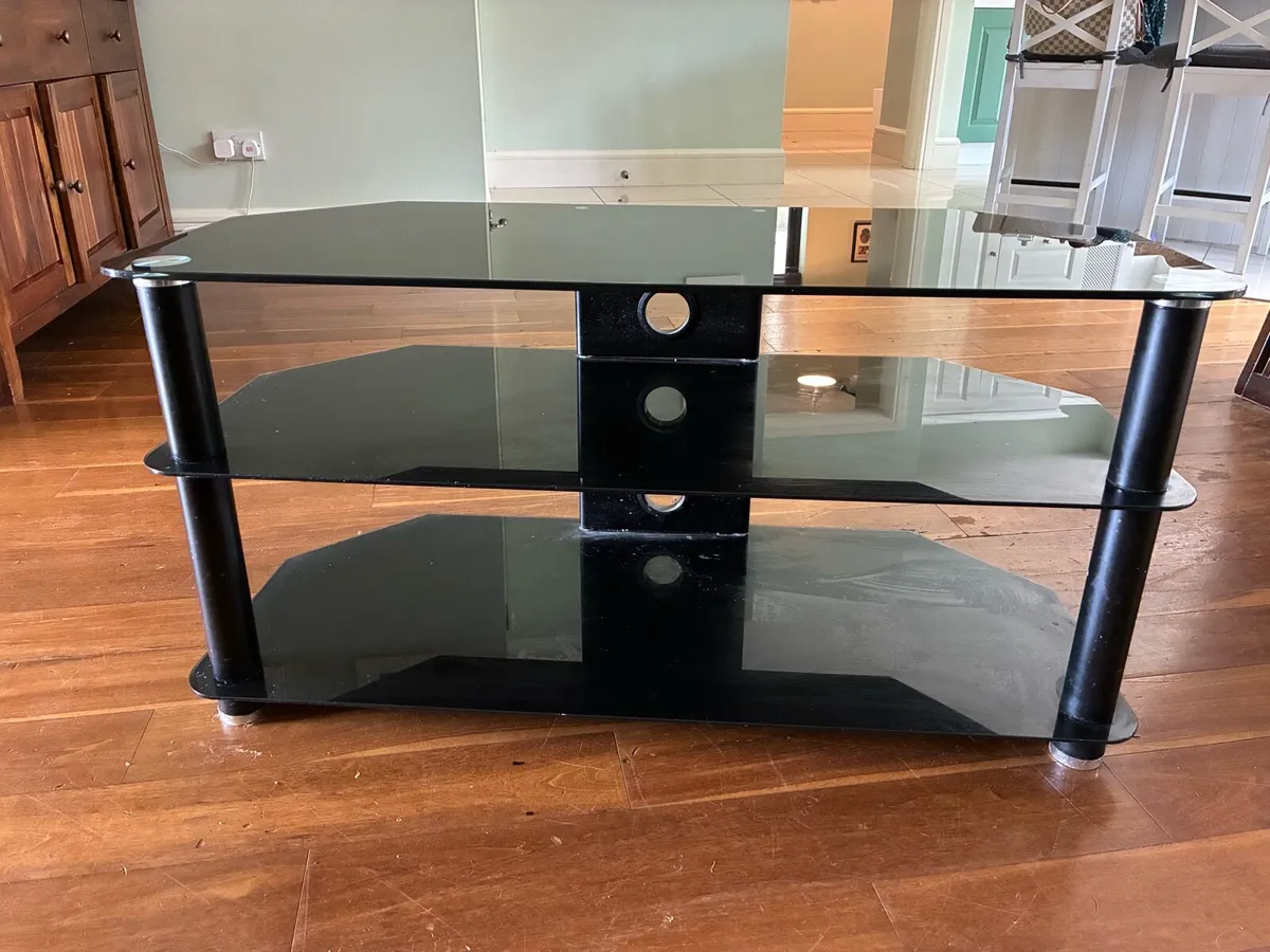 TV stand - Image 2