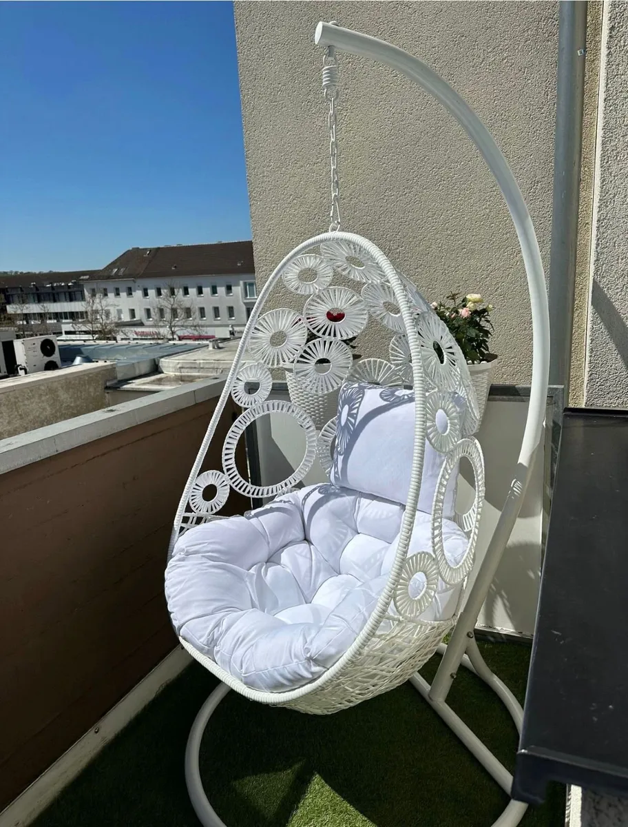 hanging egg chair - Image 2